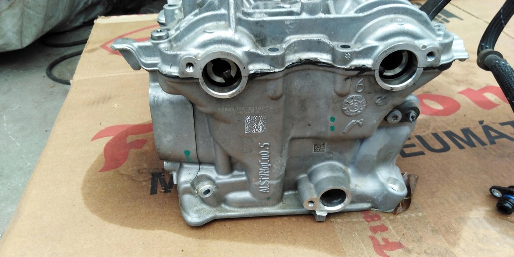 фото №10, Audi sq5 80a 3.0 tfsi головка права 06m103404af