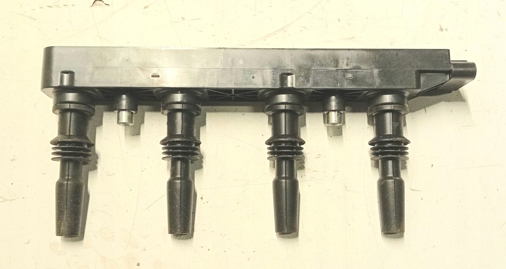 фото №1, Катушка зажигания e2010028087 opel corsa e 1.2b