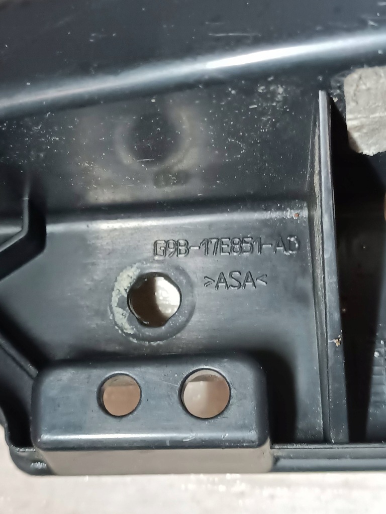 Часть фары задний 2017 lincoln continental g9b17e851ad в Украине