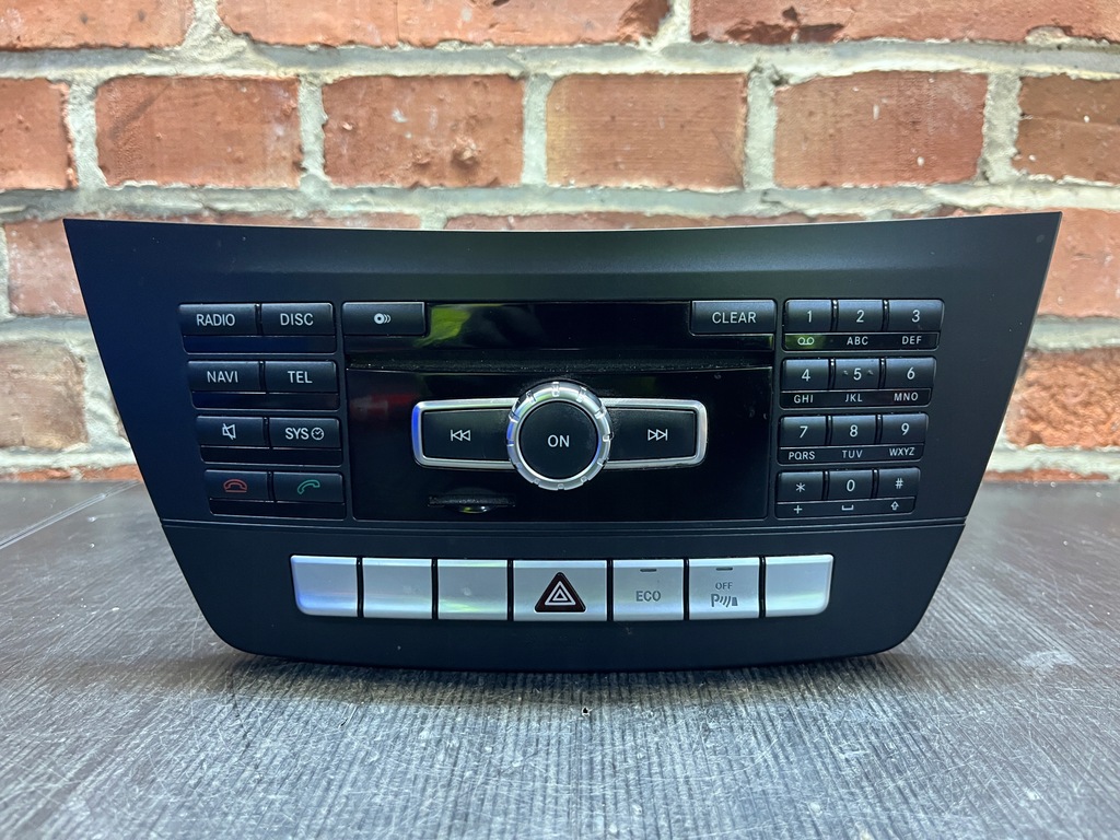 фото №1, Mercedes w204 радио cd навигация a2049000308