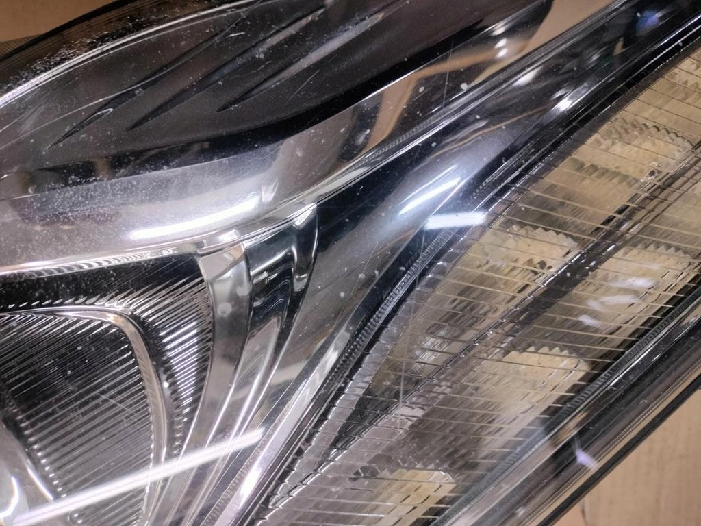 фото №13, Ford s-max mk2 galaxy led лампа права перед eu