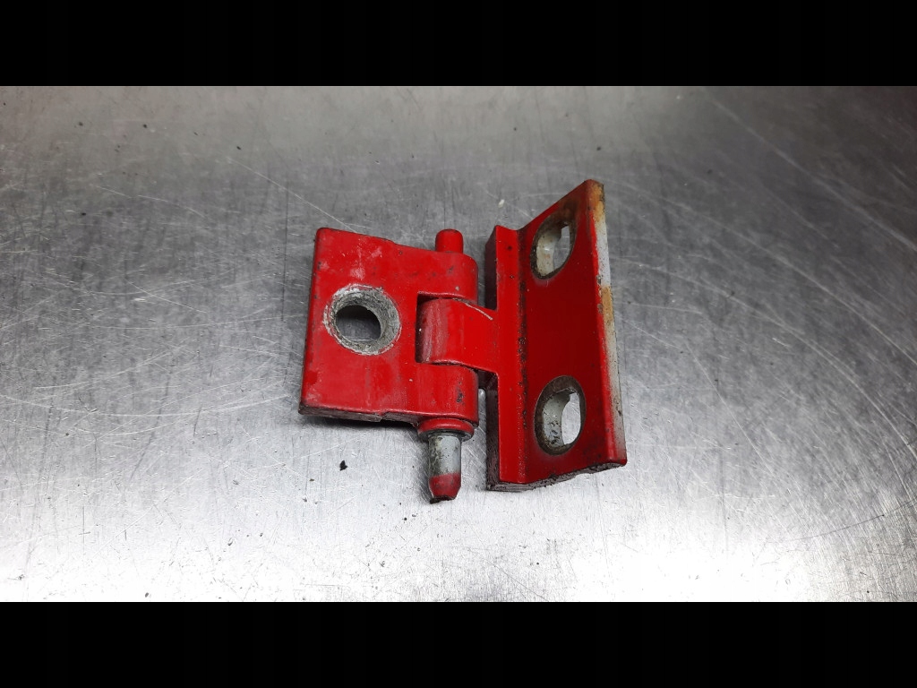 фото №1, Петля дверь правый volvo v70 ii s60