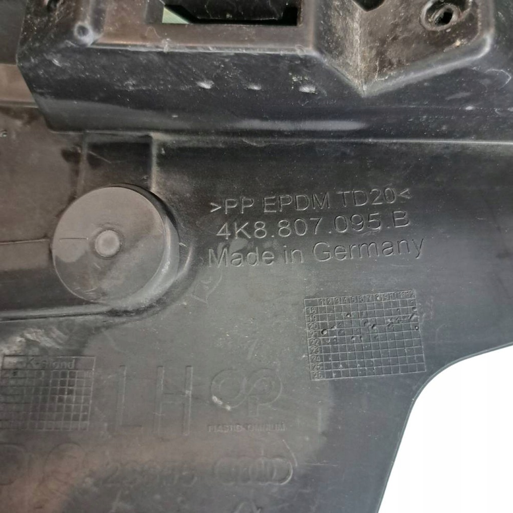 фото №6, Audi rs7 c8 перед сторона левая направляющая бампера кронштейн 4k8807095b