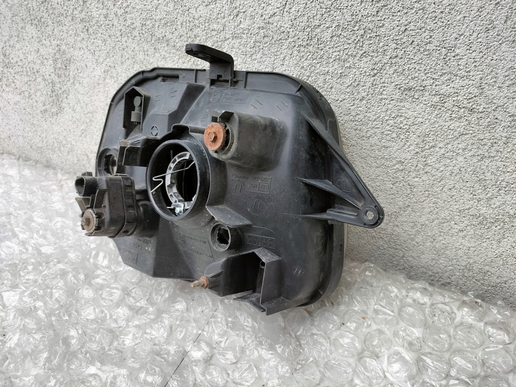 фото №8, Suzuki jimny фара правый 10032081 szczecin -gorzów-poznań 2942