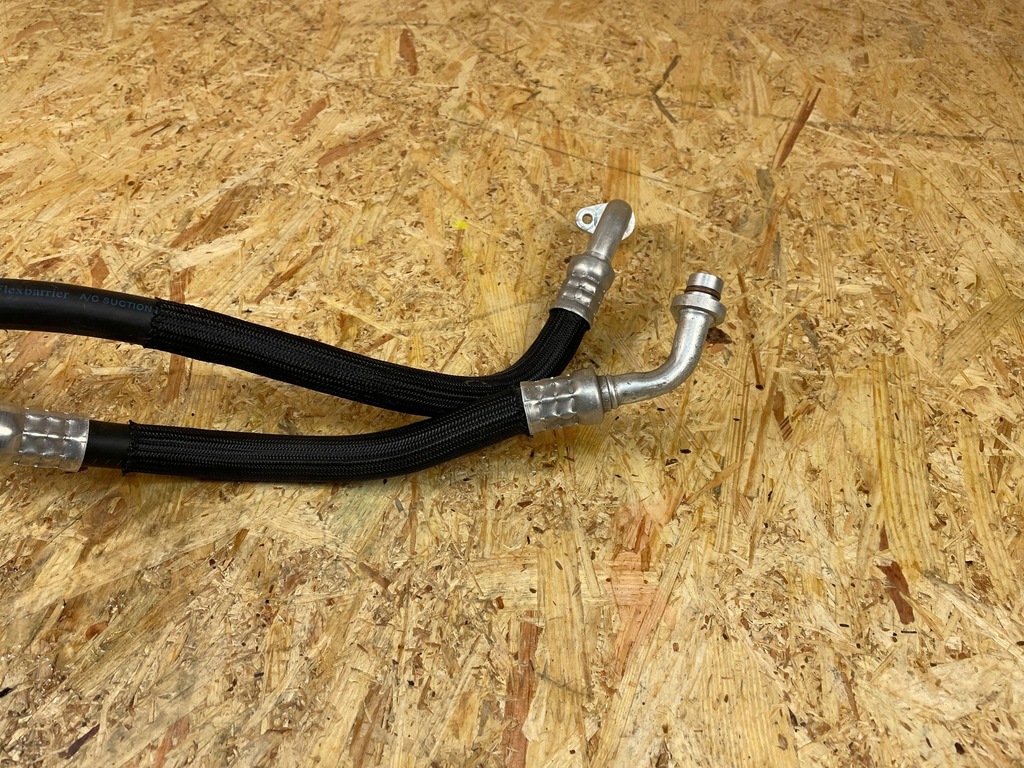 фото №4, Wąż трубка шланг кондиціонера renault arkana clio v 1.6 e-tech 924546510r