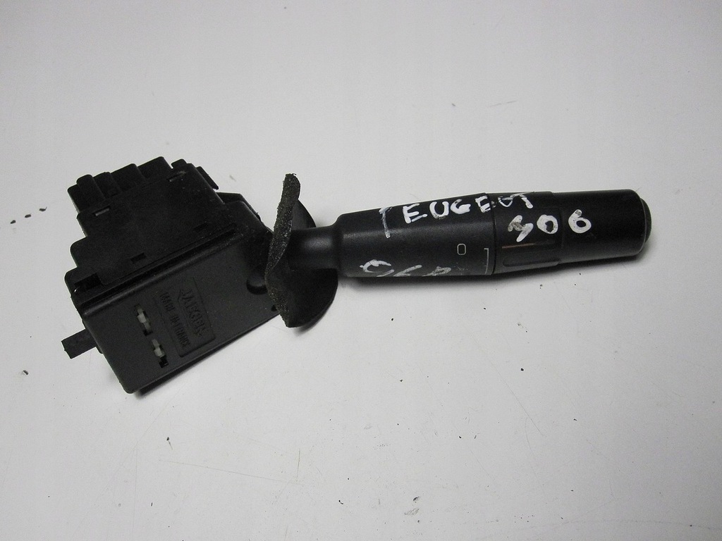 фото №10, Рычаг света peugeot 306 96r