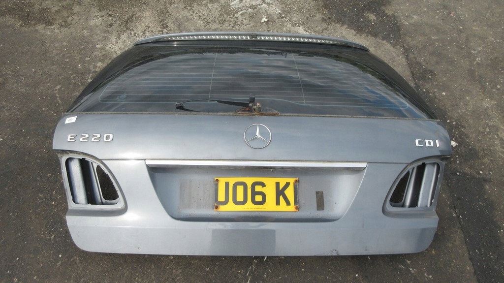 фото №1, Mercedes w211 lift kombi крышка багажника