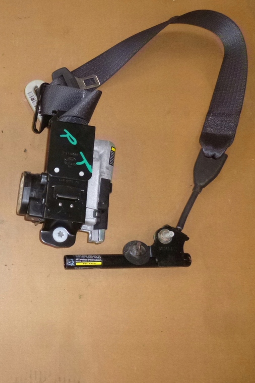 фото №1, Ford mondeo mk5 fusion pas натягувач перед