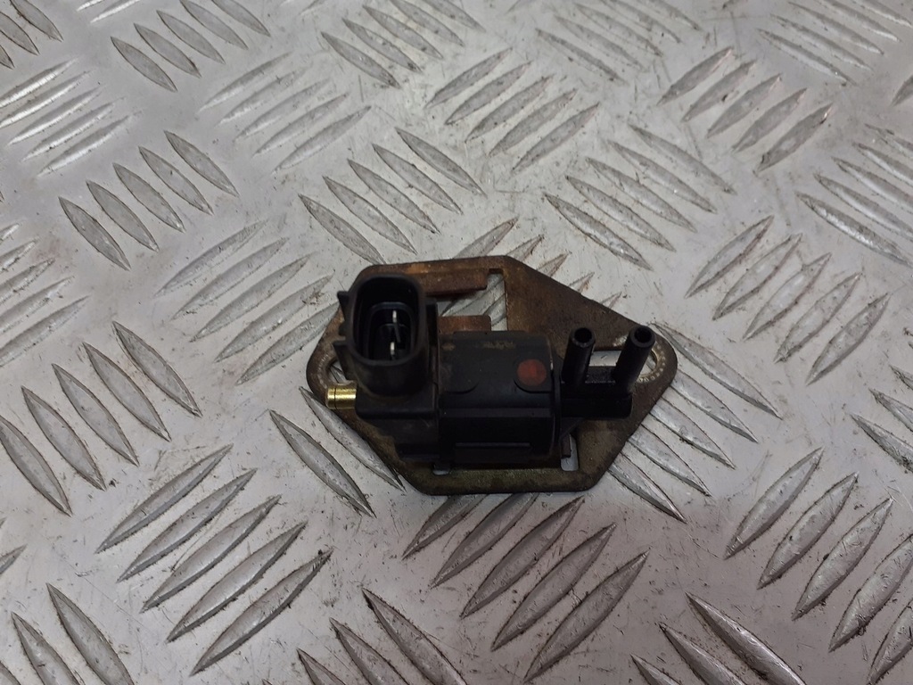 фото №1, Клапан вакууму mazda xedos 6 2.0 v6
