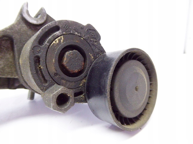 фото №4, Logan 04- кронштейн кронштейн генератора 1.5 dci