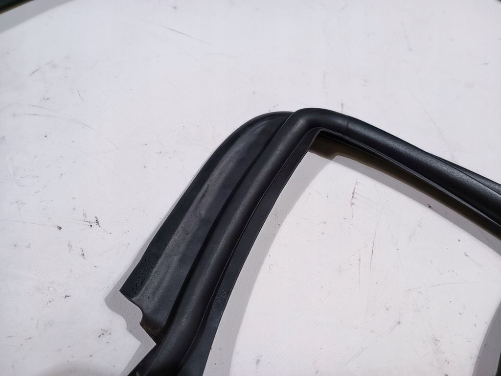 фото №7, Прокладка двері лівий задня dodge charger 2015-