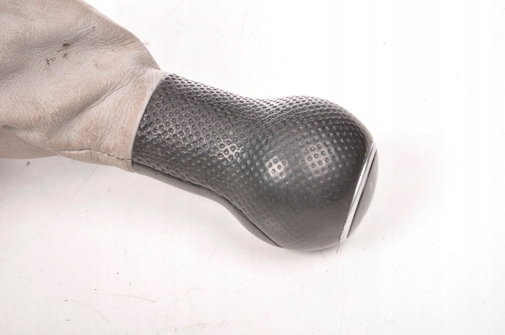 фото №8, Volkswagen new beetle чохол домкрата передач