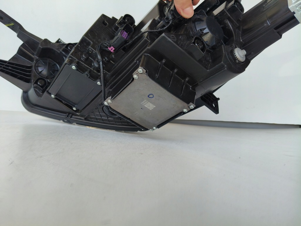 фото №6, Лампа правая фара mg zs lift full led