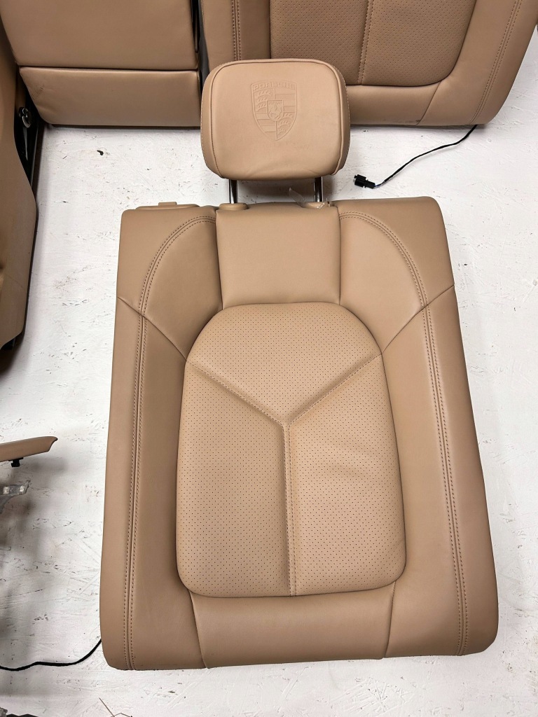 фото №9, Porsche macan ii lift 2023 mojave бежевый сиденья заднее сиденье обшивки комплект