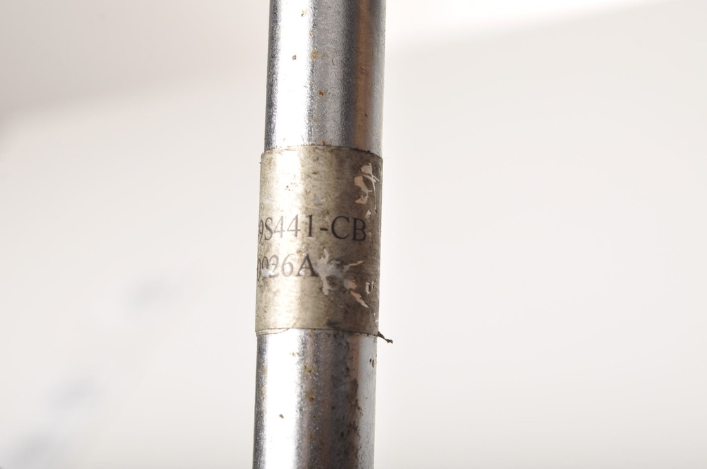 фото №8, Aston martin vanquish i молдинг впрыскная инжектор 1r1e-9s441-cb