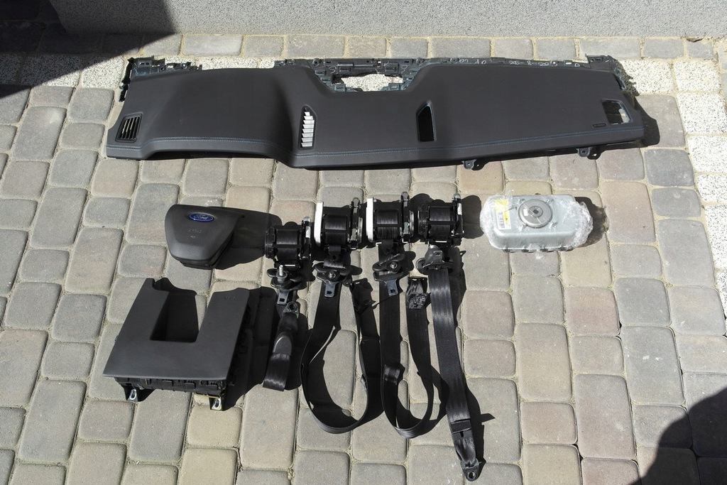 фото №1, Ford ranger приборная панель консоль приборная панель подушка безопасности pas сшитая