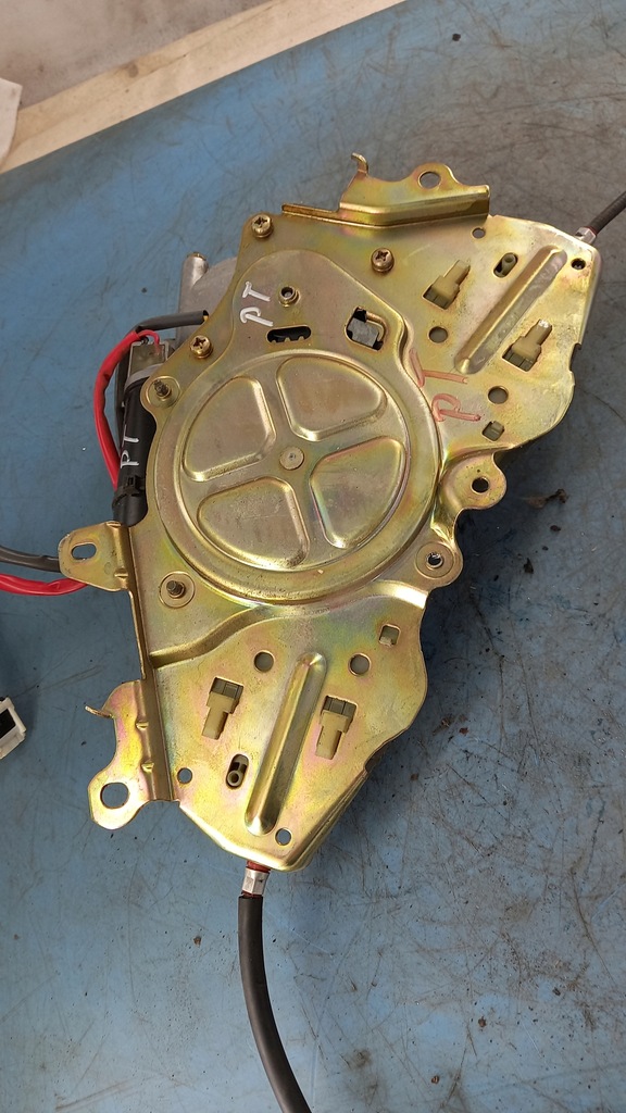 фото №4, Подъемник стекло правый задняя nissan quest 3.5b 05r