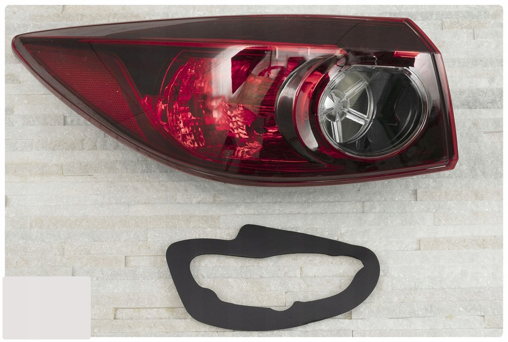 фото №14, Лампа задня ліва bkc351150 mazda 3 iii bn sedan