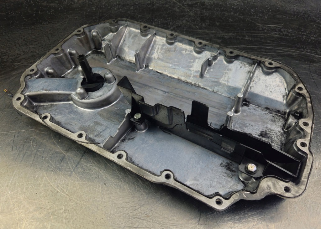 Піддон масляна audi a4 b6 b7 a6 c5 2.5 tdi 059103604 Київ