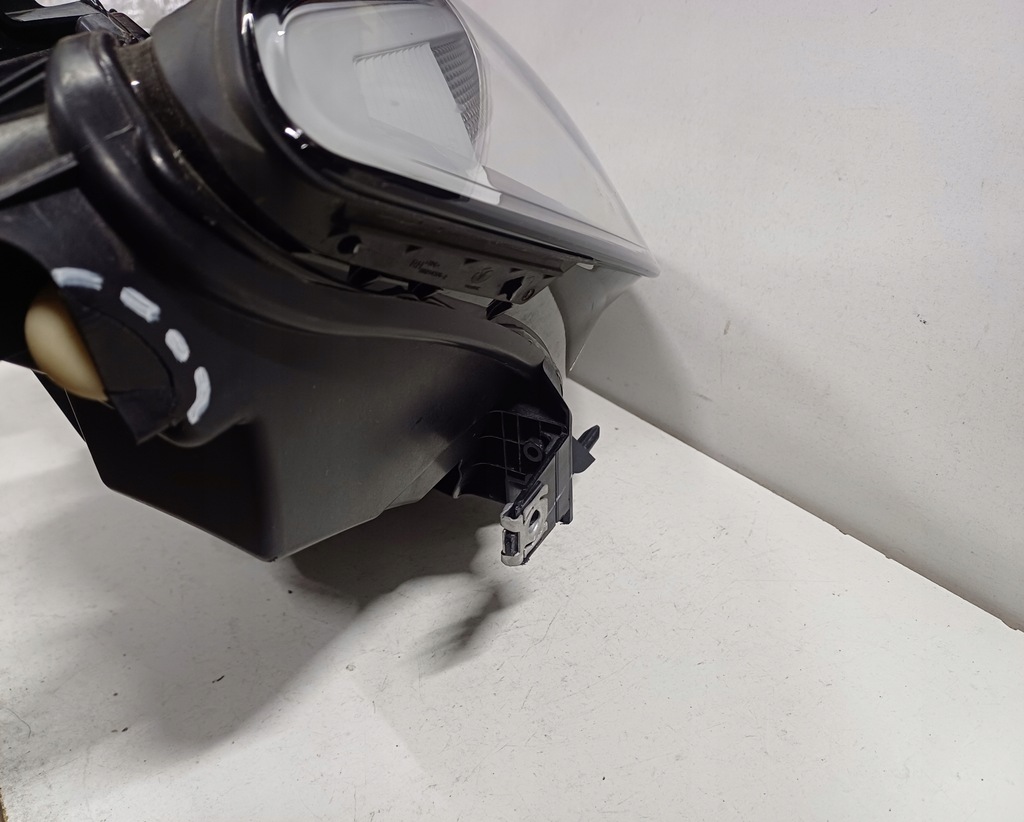 фото №14, Лампа правий перед vw id3 id.3 full led europa