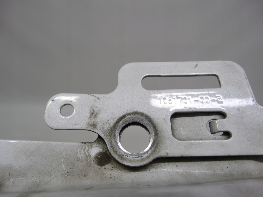 Tesla model x 15- крило правий передній оригінальний 1061701-00-b Недорого