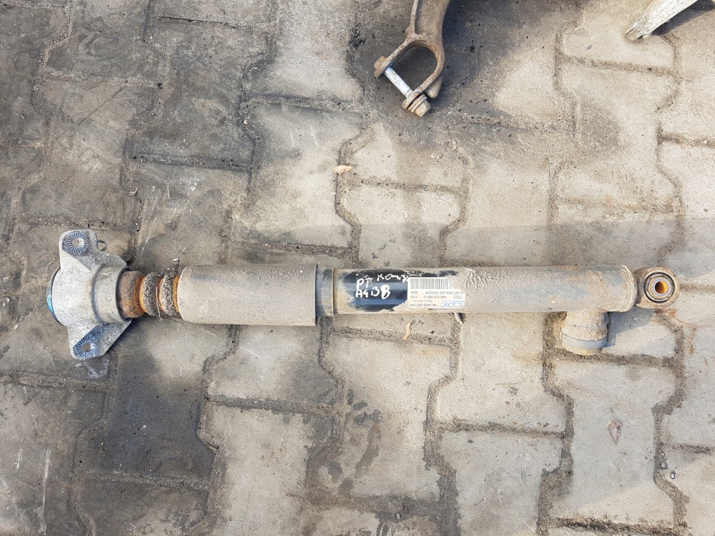 фото №1, Audi a4 b8 08r- амортизатор газовий правий задня