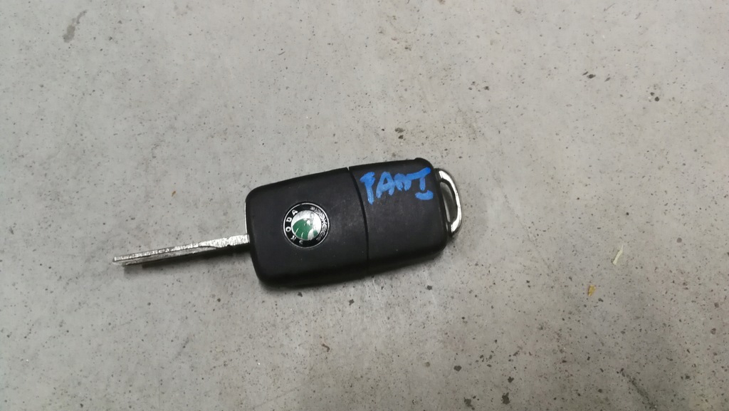 фото №1, Ключ pilot skoda fabia i 99-07