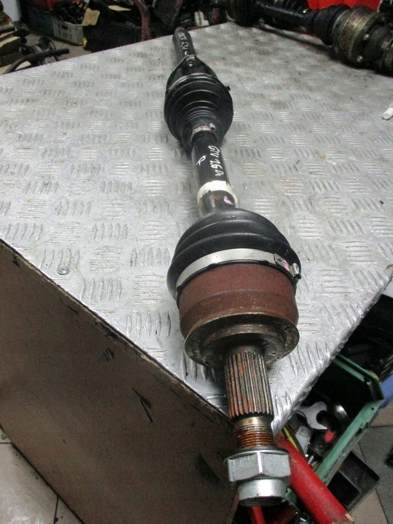 фото №1, Приводной вал правая alfa romeo giulietta 1.6 jtd