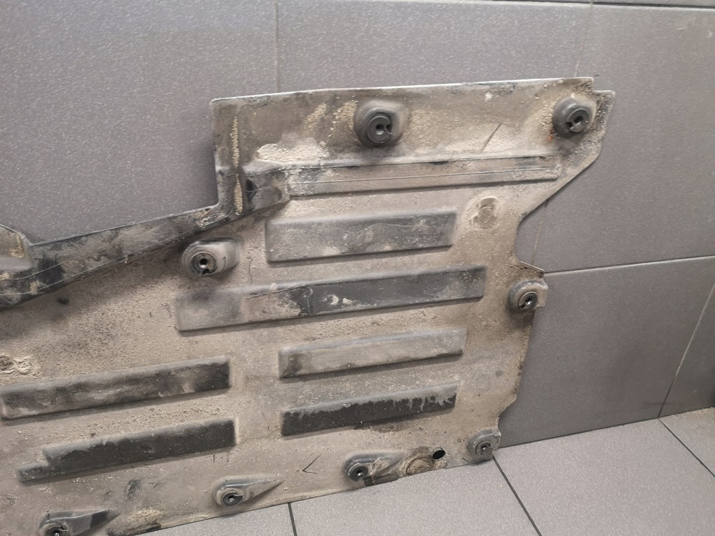 фото №4, Защита подвеска левая audi a8 d3 4e0825205d