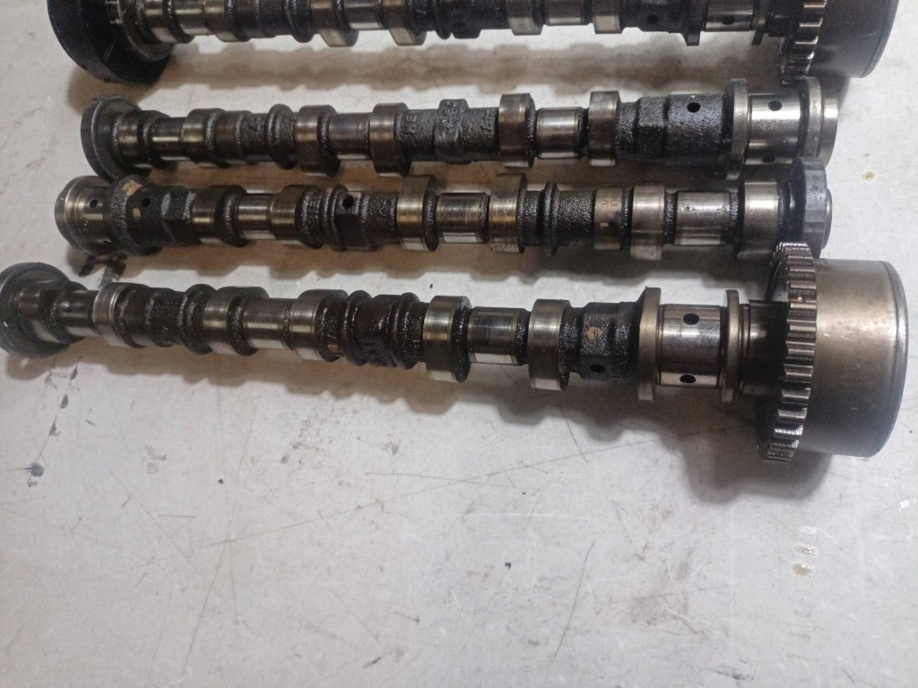 Вал распределительного вала chrysler town and country 5 facelift 2012 05184369ag Киев