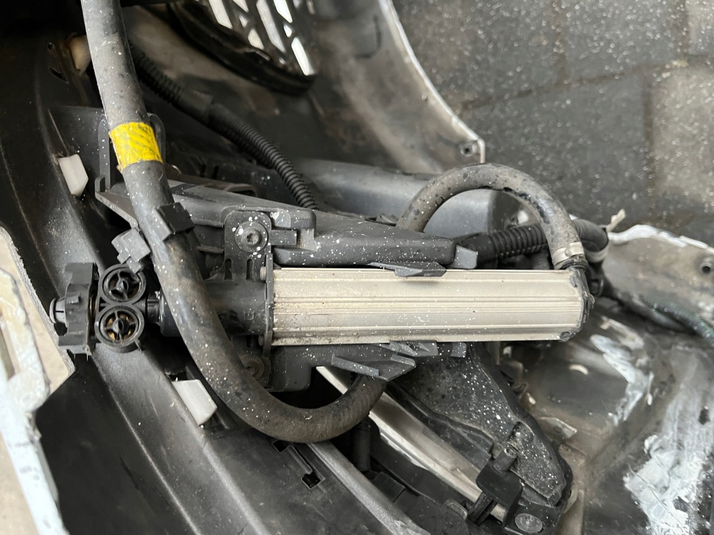 фото №1, Омыватель фара левый citroen c4 picasso i 06-10 rok оригинал ксенон