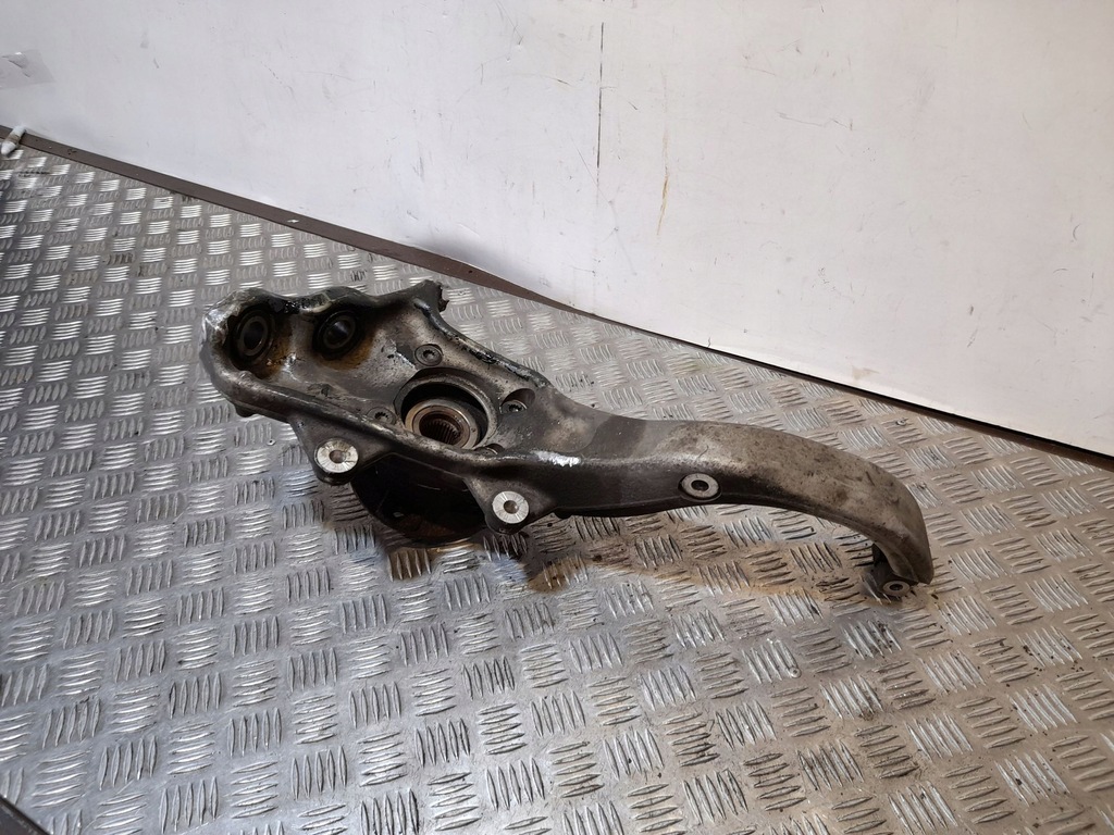 фото №1, Bmw x6 e71 2011 поворотный кулак