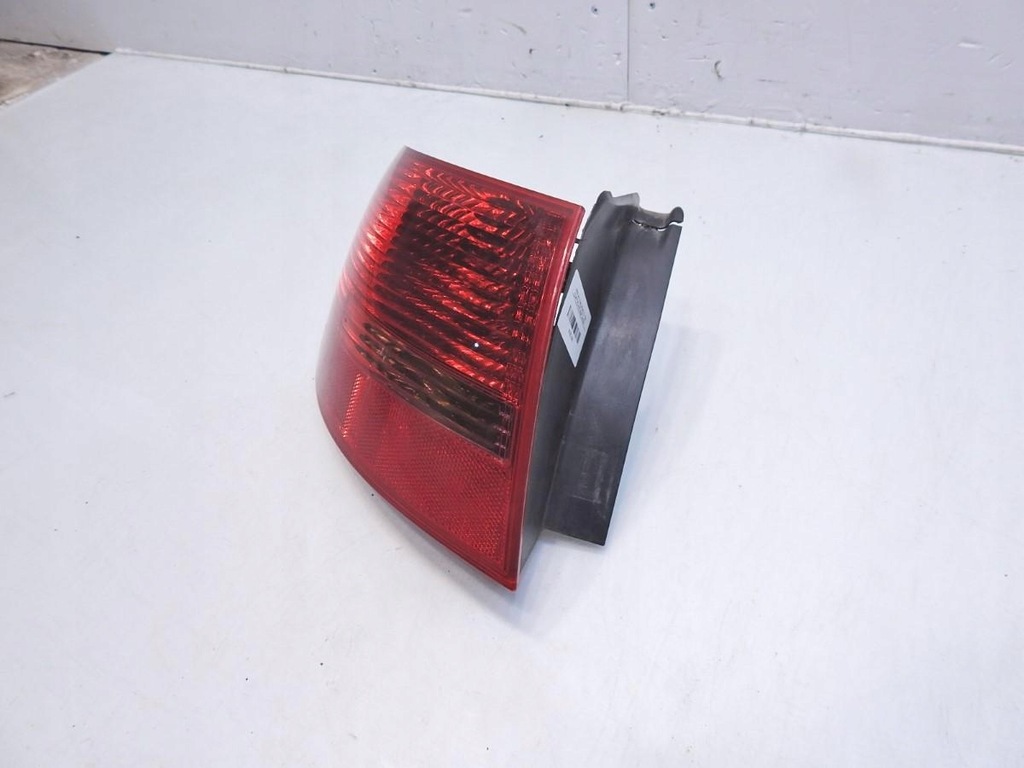 фото №9, Лампа левая задняя задняя audi a6 c6 allroad 89034302