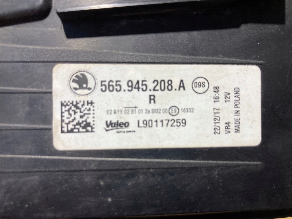 фото №9, Лампа правая задняя w крыло крышка skoda kodiaq 565945208a