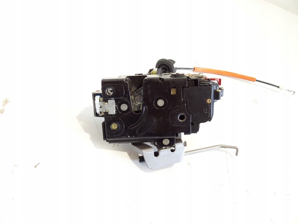 фото №5, Audi a4 b6 замок двері правий задня 8e0839016c