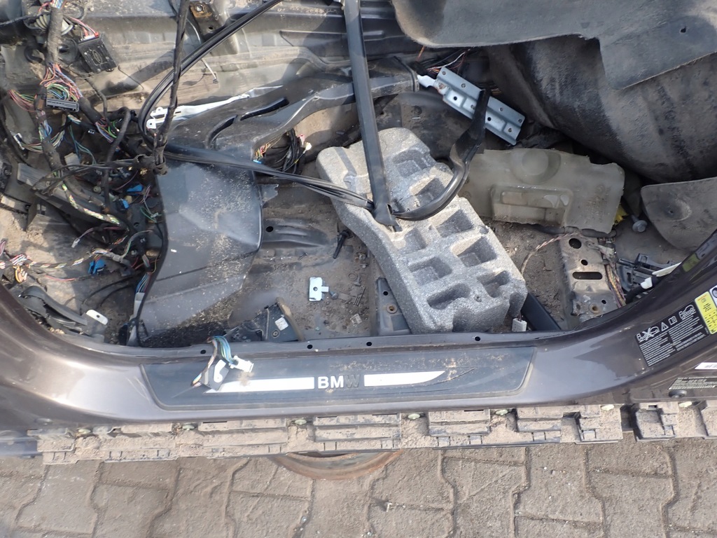 фото №4, Bmw f10 09- поріг лівий блок двигуна середній чверть a17