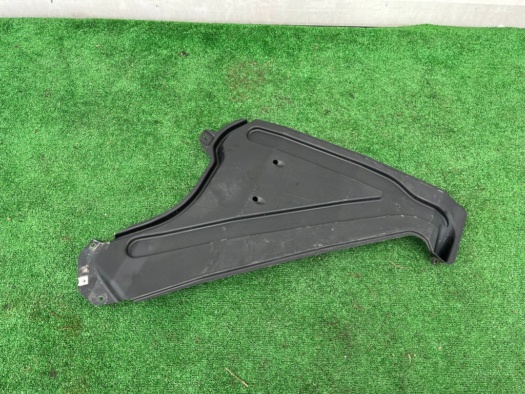 фото №1, Audi q7 q8 4m защита подвеска 4m0825219e