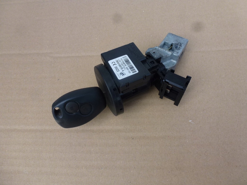 фото №1, Замок запалювання комплектна ключ dacia sandero ii stepway 15r