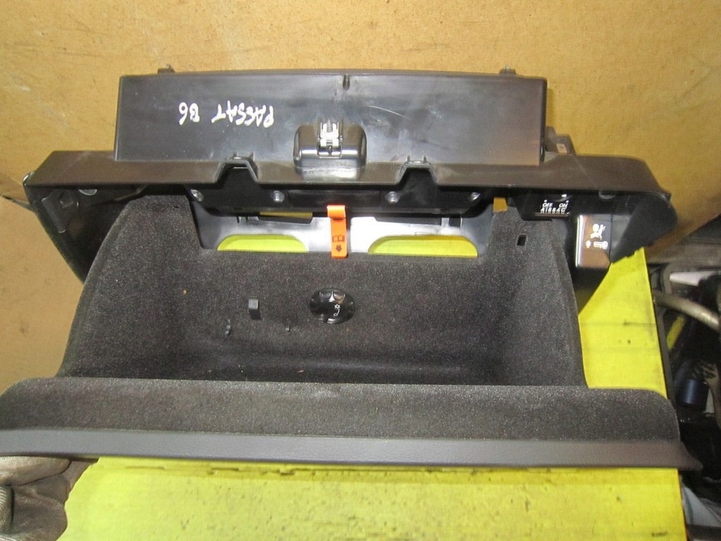 фото №5, Vw passat b6 бардачок пасажира