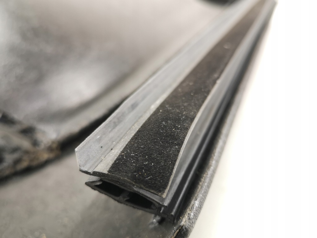 фото №10, Обшивка дверь правый задняя fiat idea / lancia musa 08-12 новый oryg 735481764