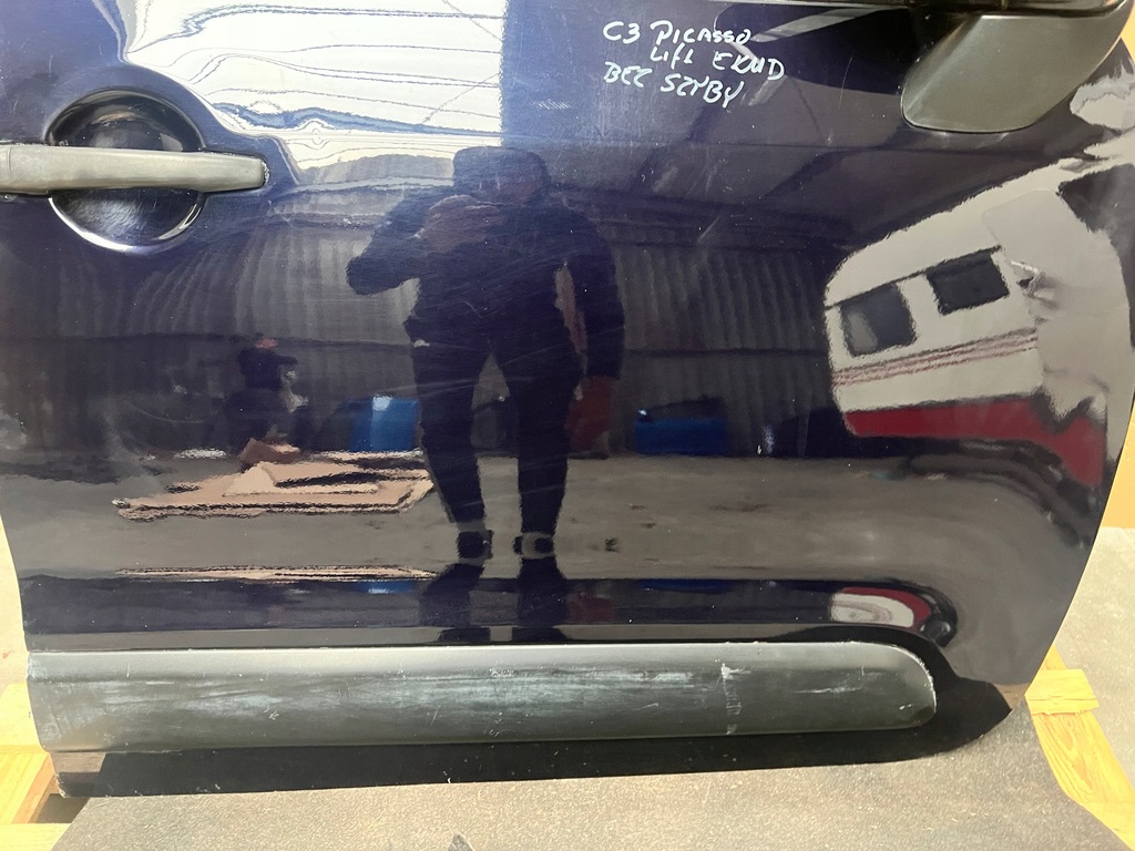 фото №8, Дверь передние правое правый перед citroen c3 picasso lift код лакокрасочного покрытия: ekud