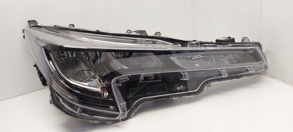фото №1, Лампа правая full led toyota corolla e21 hb kombi