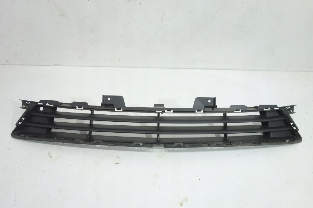 фото №1, Решётка средняя opel zafira c lift 16- 39079784