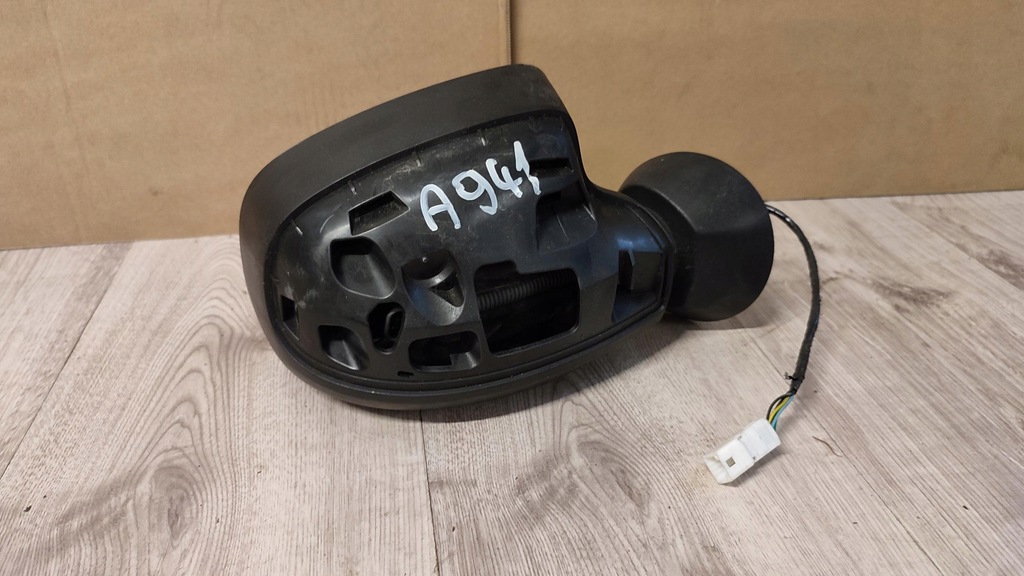 фото №1, Dacia sandero logan зеркало правое 8200497513