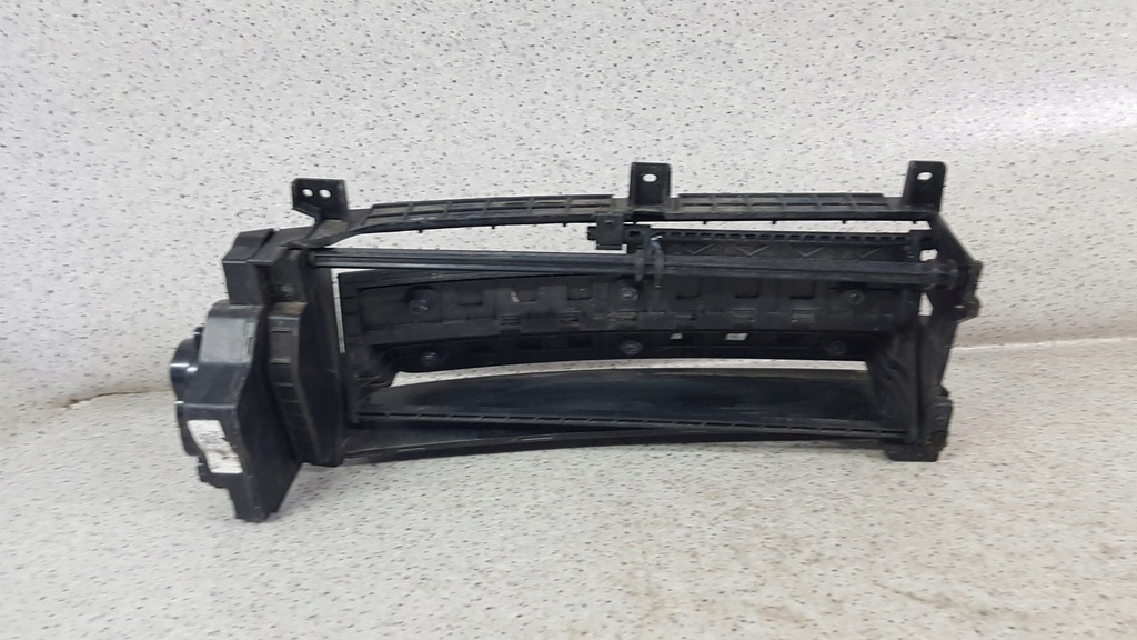 фото №6, Hyundai ioniq 6 2022 - левая жалюзи воздуховод воздуха 2340