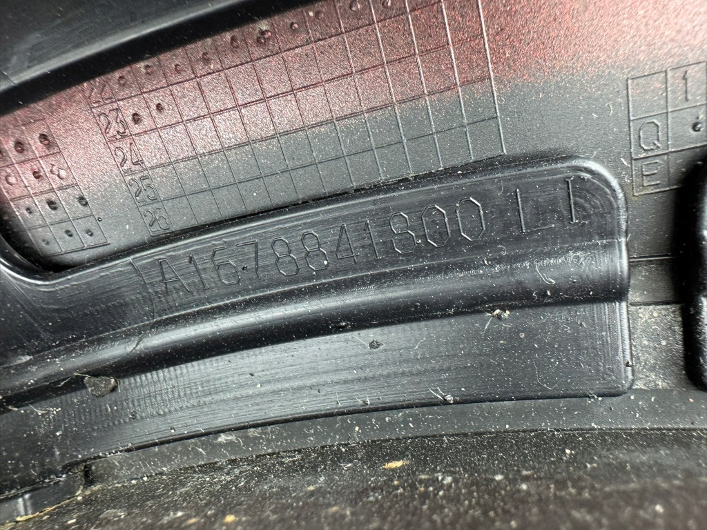 Mercedes gls w167 x167 молдинг крила лівий задній ліва a1678841800 / 15353105 Зі Шроту