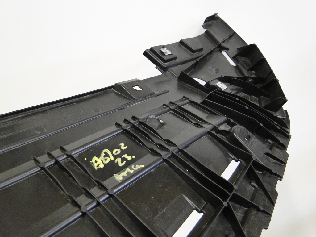 фото №9, Mercedes защита pod бампер передний amg a klasa 177 w177