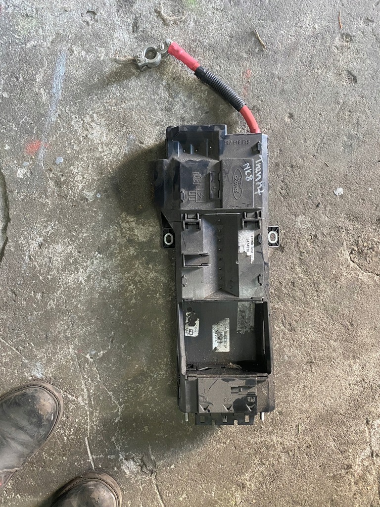 фото №1, 31 ford transit mk8 клема плюсова коробка