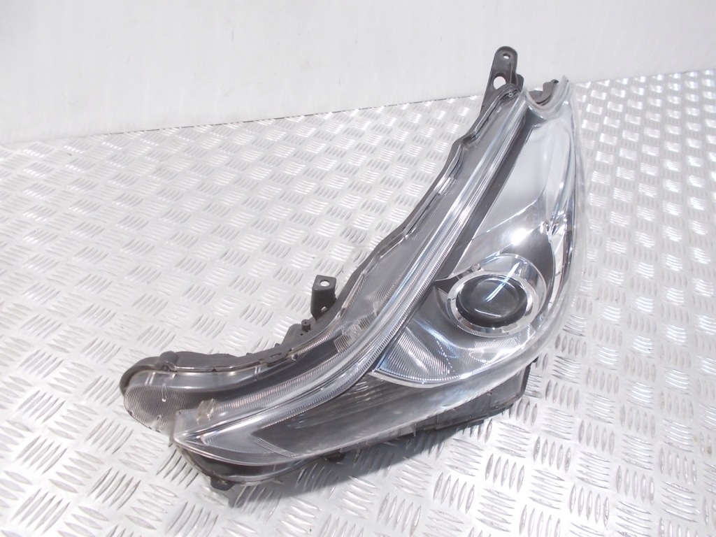 Фара перед led toyota prius+ plus рестайлінг  15-21 оригінал європа в Україні