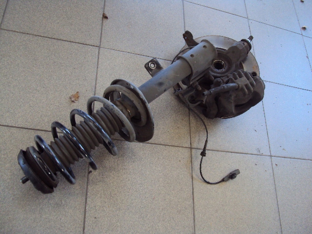 фото №4, Mcperson поворотный кулак правая peugeot 5008 i 2009-